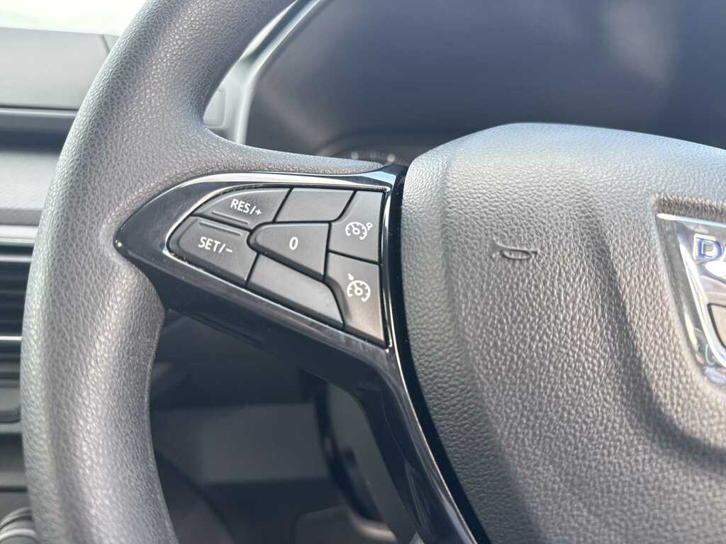 Dacia Sandero Hatchback #24