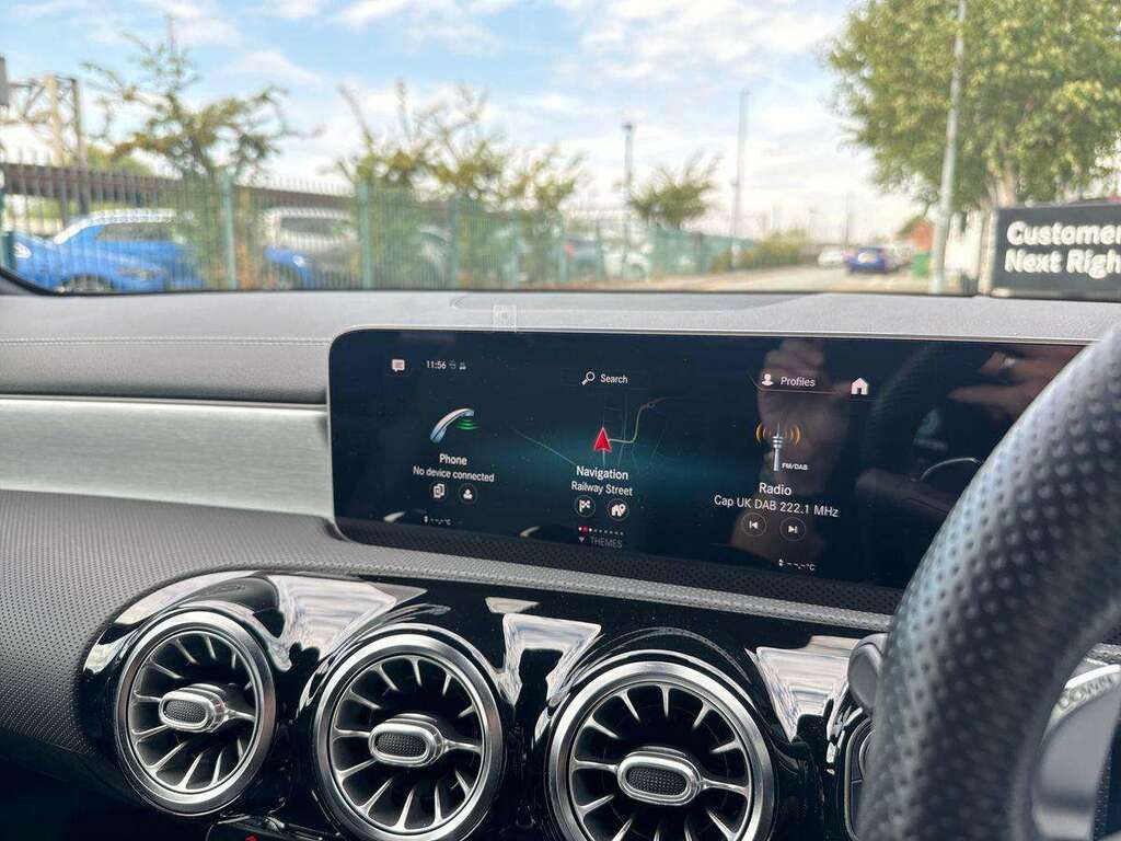 Mercedes-Benz A Class A 180 Sport Exeutive Silver #11