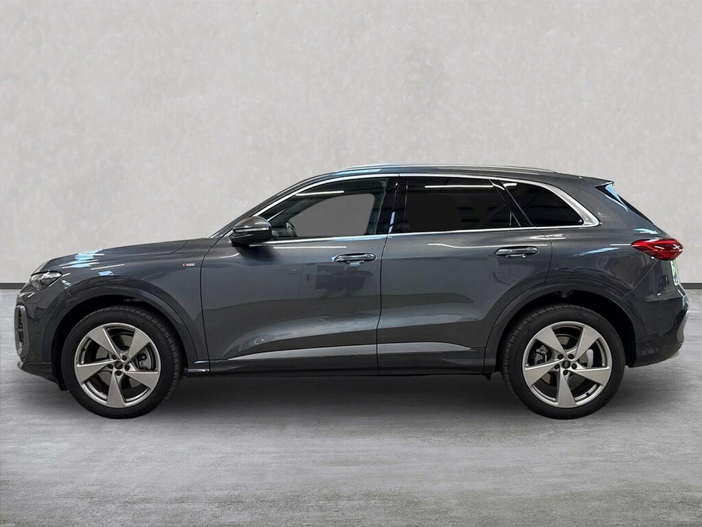 Audi Q5 Launch Edition Black #19