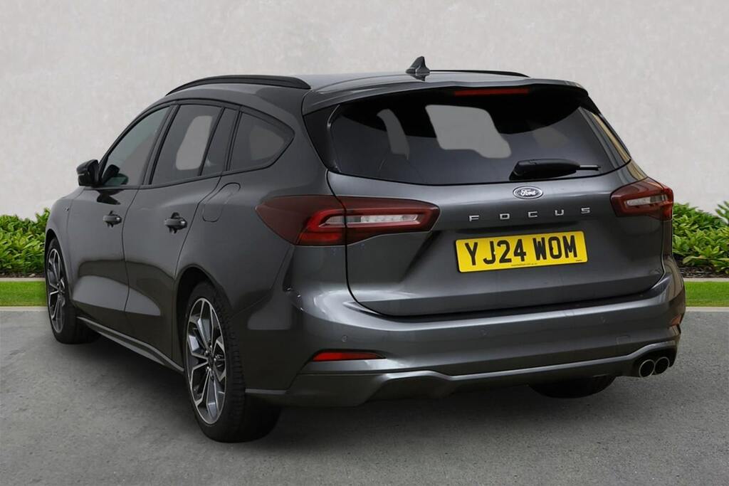 Ford Focus Active X Red #3