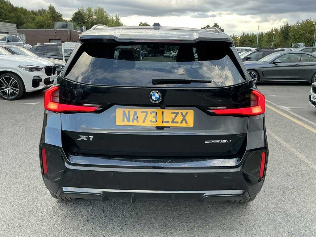 BMW X1 Sdrive 18D M Sport Step Black #4