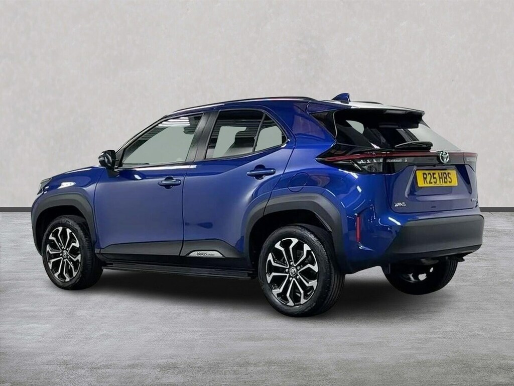 Toyota Yaris Cross Yaris Cross 1.5 Hybrid Design Cvt Estate Blue #2