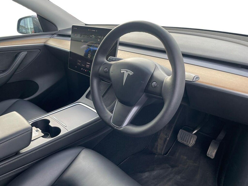 Tesla Model Y Long Range Awd White #13