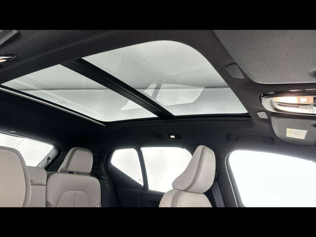 Volvo EX40 185Kw Extended Range Ultra 78Kwh Silver #6