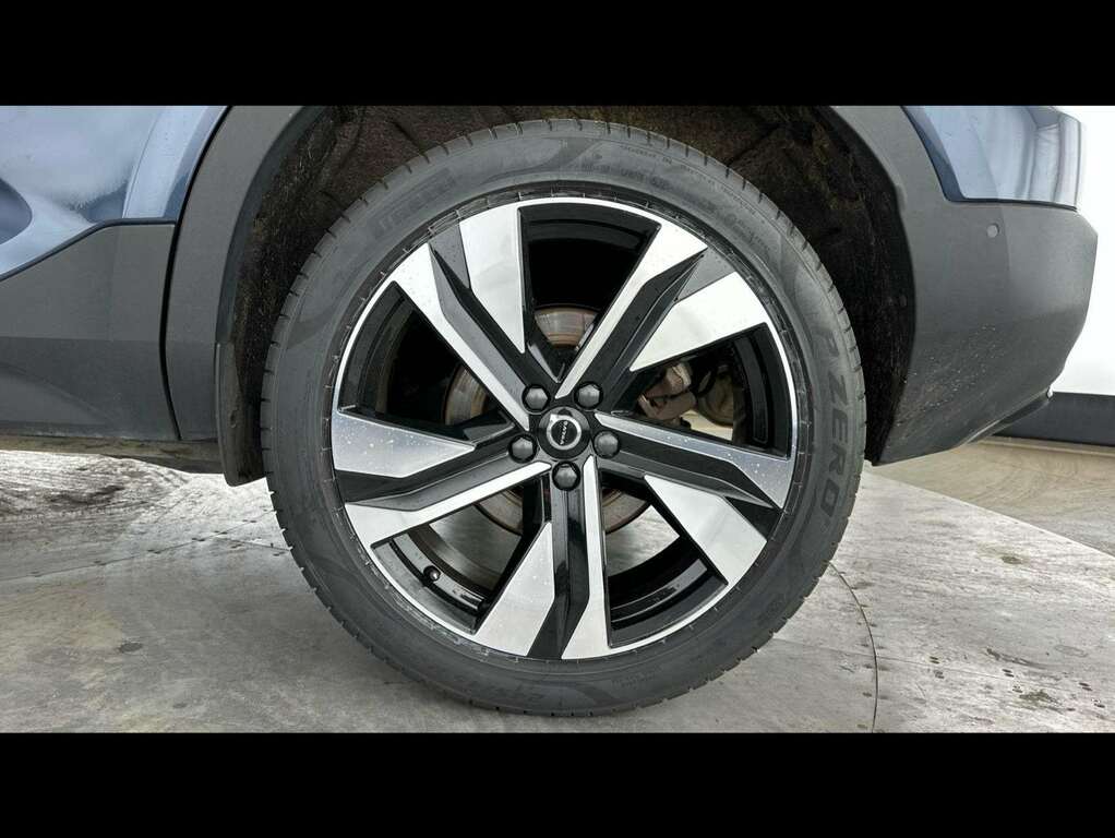 Volvo XC40 Plus Grey #16