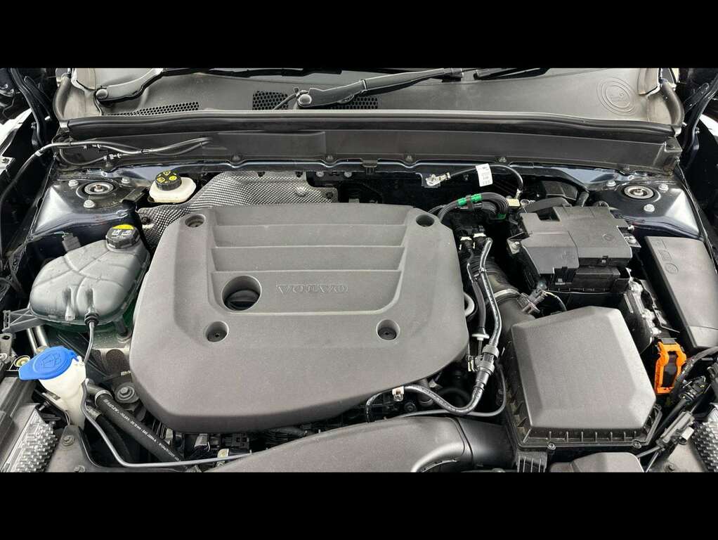 Volvo XC40 Plus Grey #15