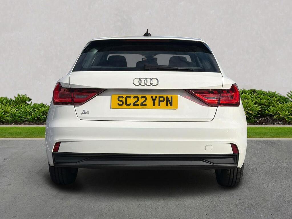 Audi A1 25 Tfsi Technik White #4