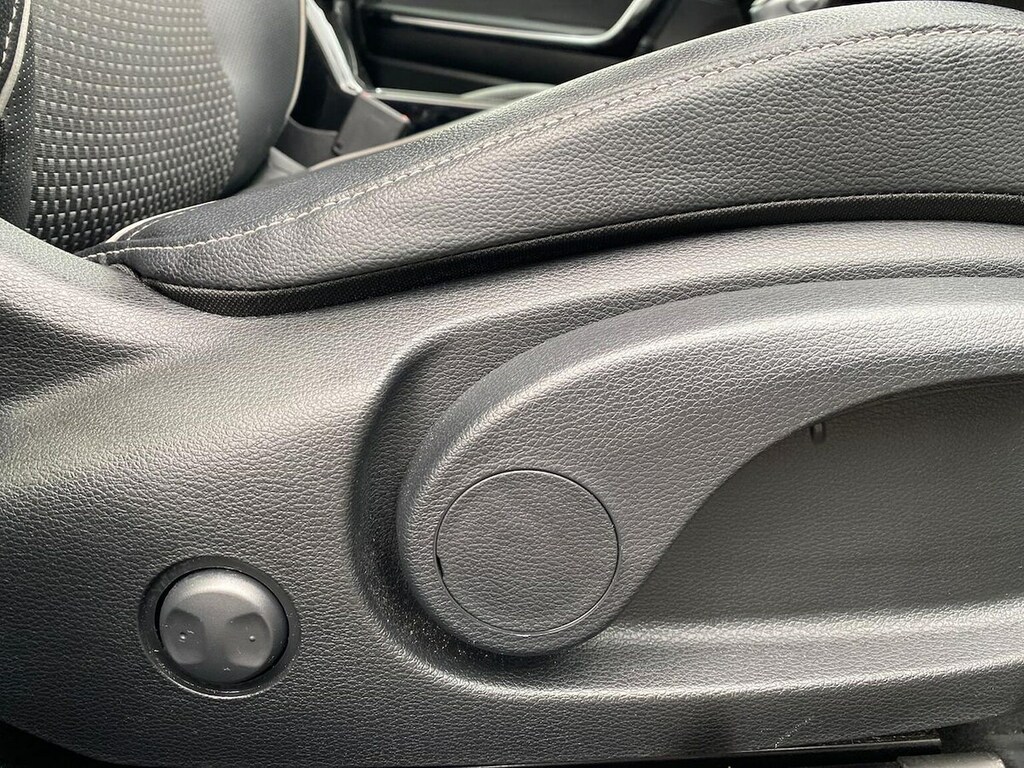Kia Xceed 2 Silver #29