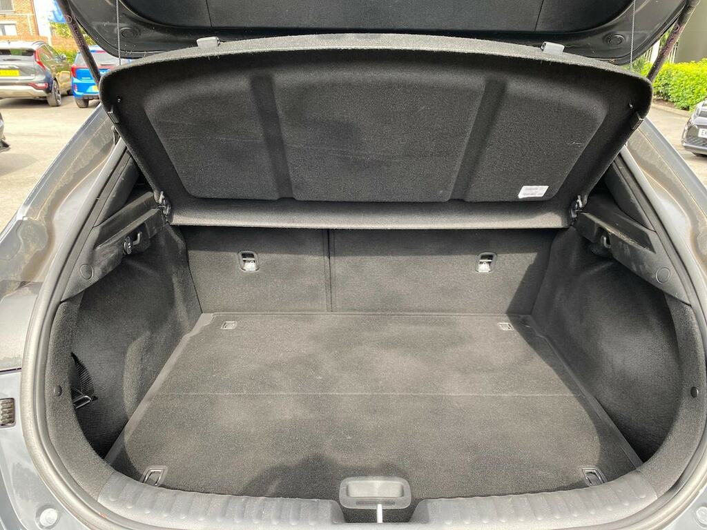 Kia Xceed 2 Silver #20