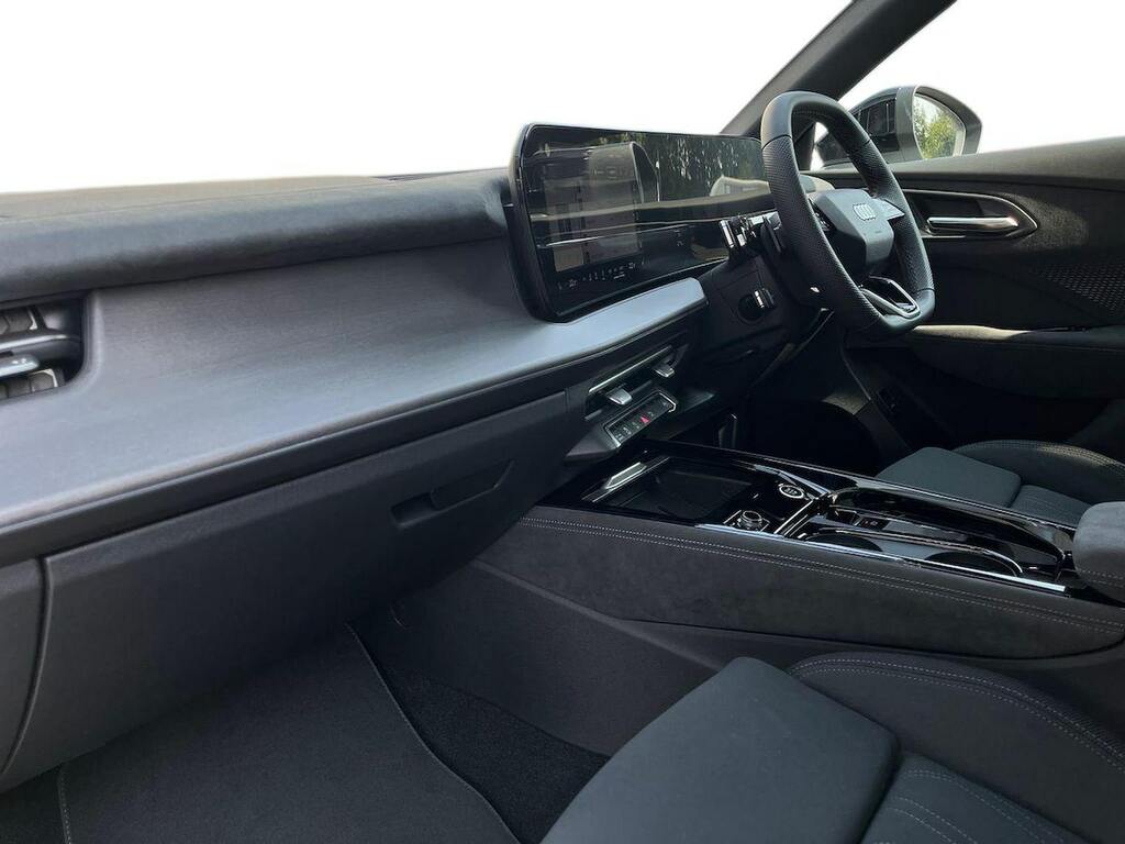 Audi Q3 Edition 1 Black #7