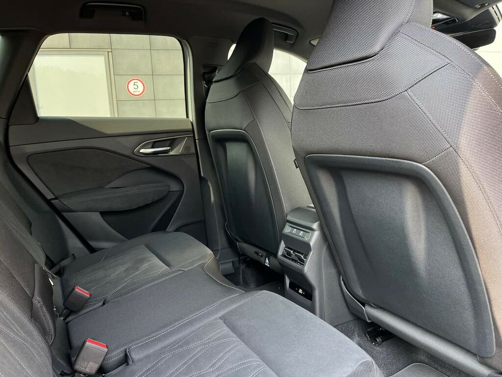 Audi Q3 Edition 1 Black #16