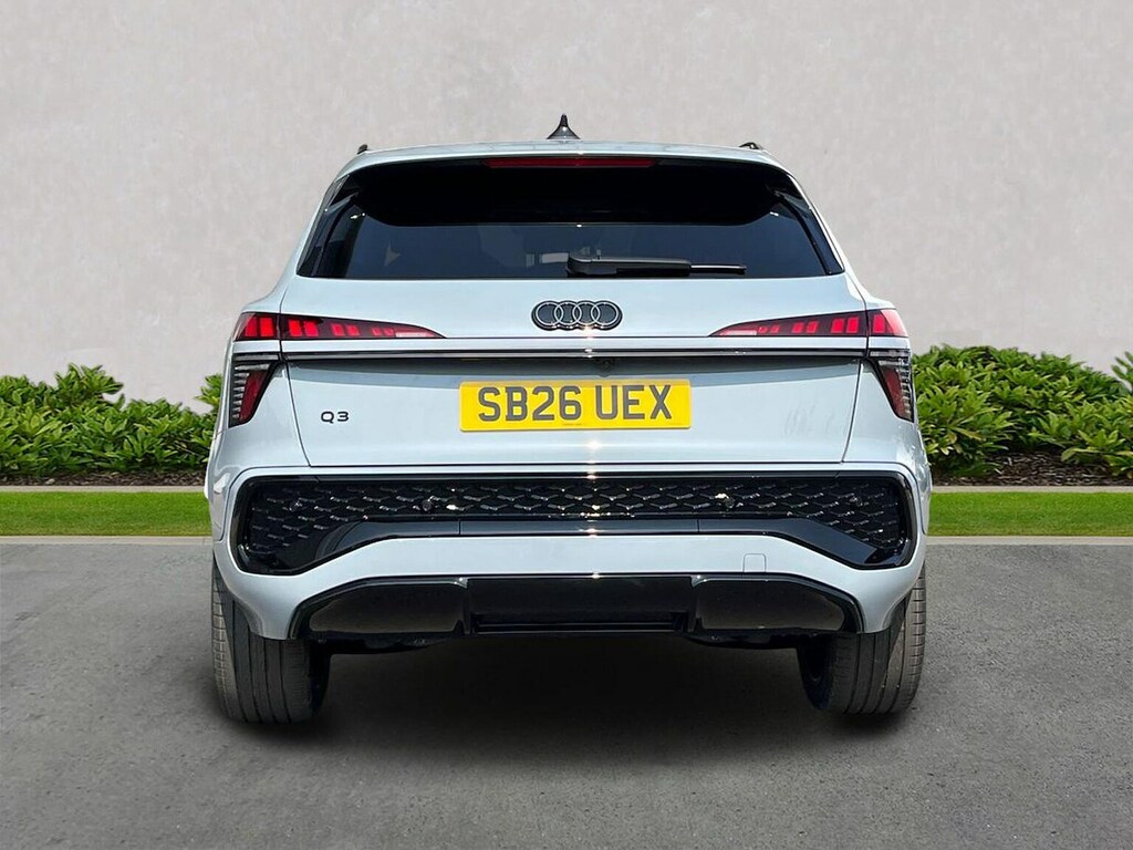 Audi Q3 1.5 Tfsi Edition 1 S Tronic Grey #4