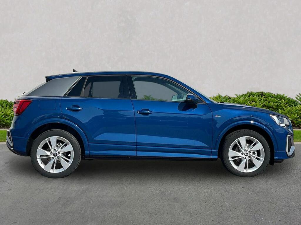 Audi Q2 35 Tfsi S Line S Tronic Blue #3
