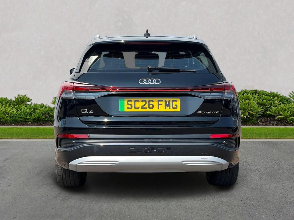 Audi Q4 E Tron 45 Sport Suv 82Kwh 286 Ps Black #4