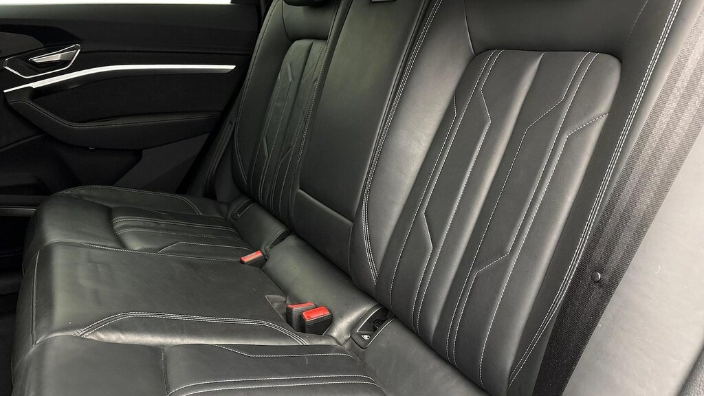 Audi Q8 e tron Black Edition Grey #7