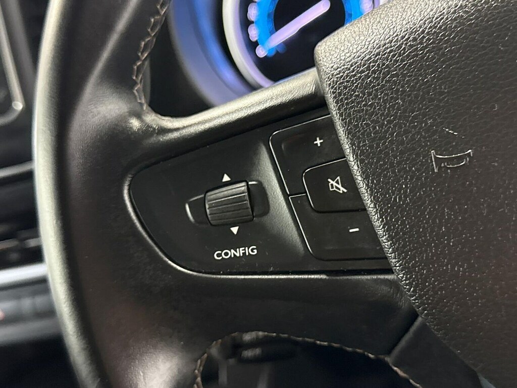 Vauxhall Vivaro Automatic #25