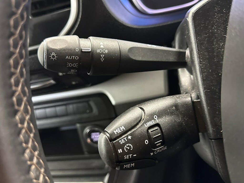 Vauxhall Vivaro Automatic #27