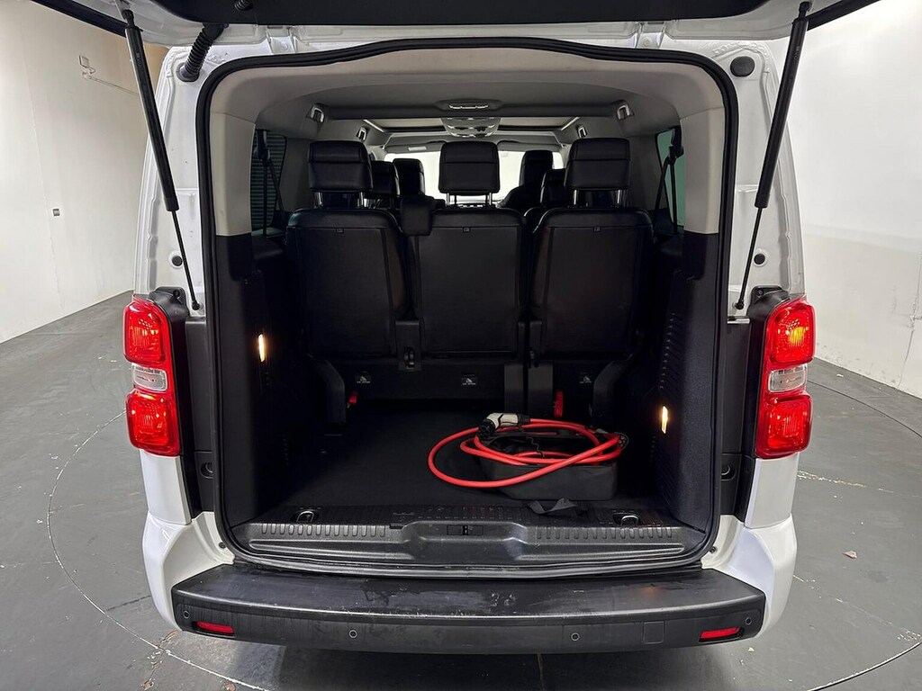 Vauxhall Vivaro Automatic #17