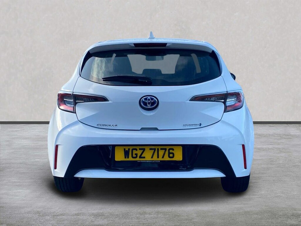 Toyota Corolla 1.8 Vvt-h Gpf Icon Hatchback Hybrid Cvt White #4