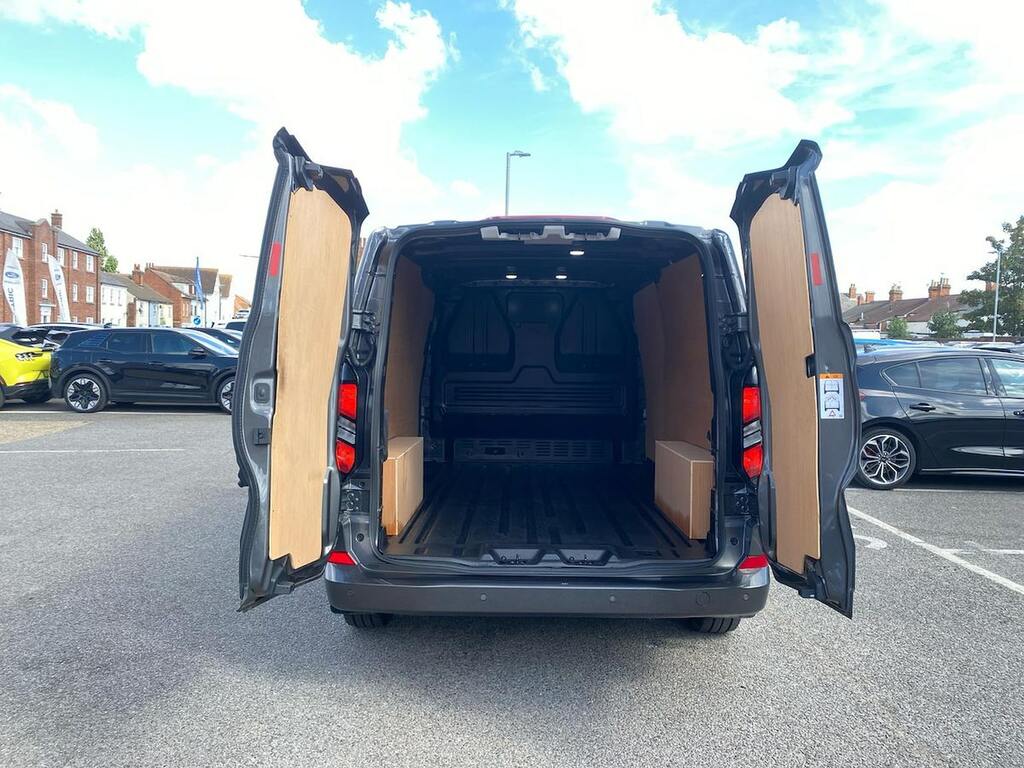 Ford Transit Custom 2.5 320 Duratec 11.8Kwh Limited Panel Van Petr WN26SFK #6