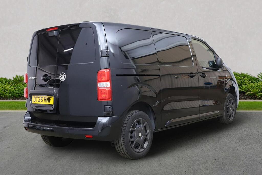 Vauxhall Vivaro 1.5 Turbo D Pro Panel Van 6Dr Swb Eu DT25HNF #3