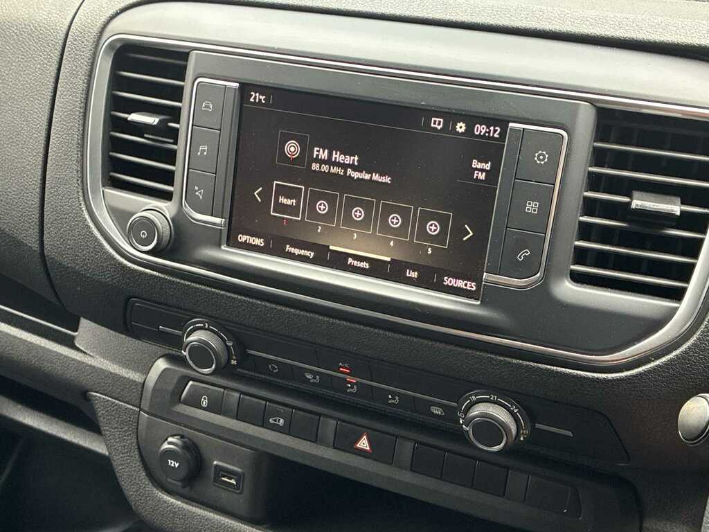 Vauxhall Vivaro Pro #11