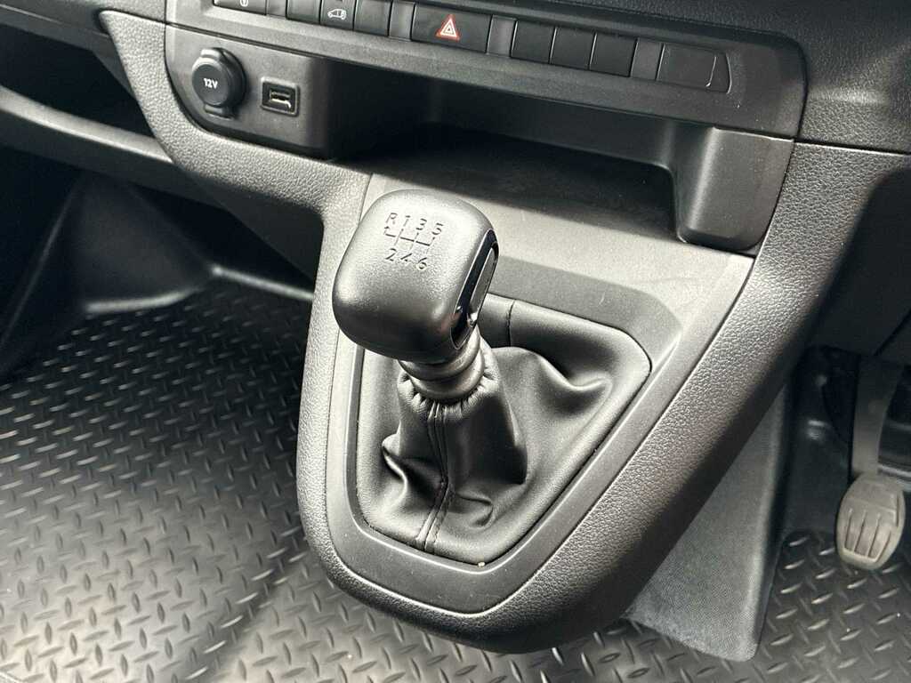 Vauxhall Vivaro Pro #12