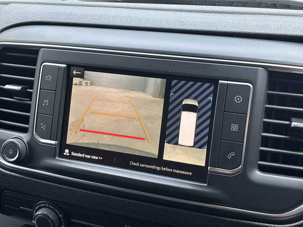 Vauxhall Vivaro Pro #21