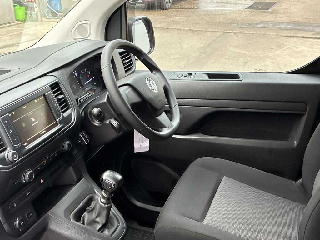 Vauxhall Vivaro Pro #14