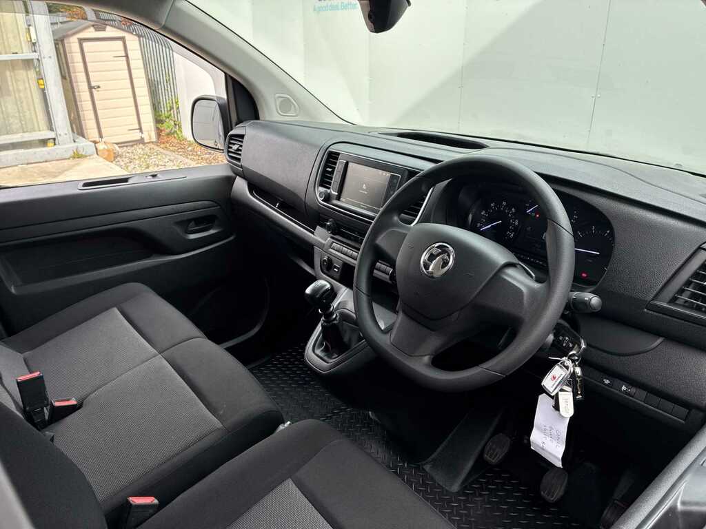 Vauxhall Vivaro Pro #8