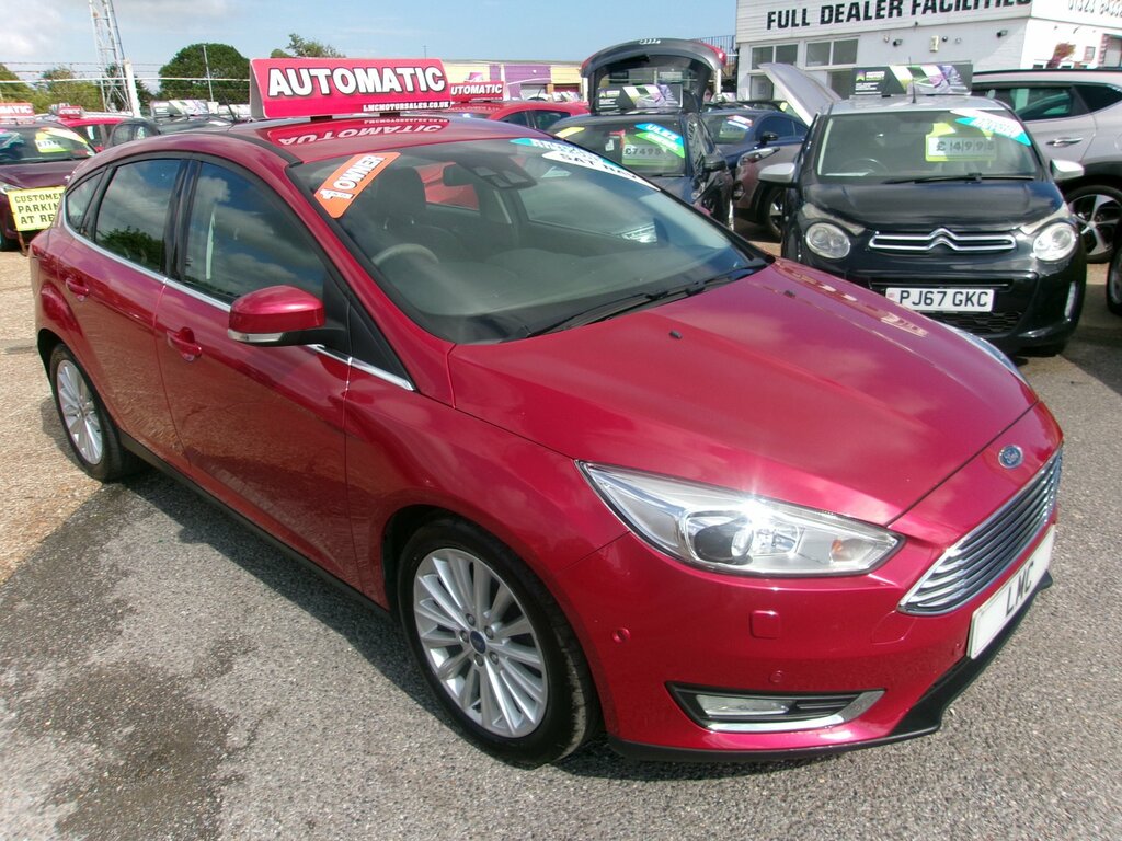 Ford Focus 1.5T Ecoboost Titanium X Hatchback Red