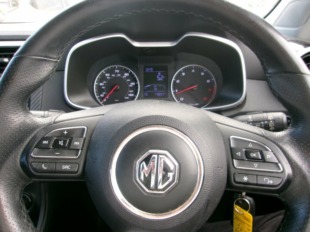 MG ZS Exclusive White #11