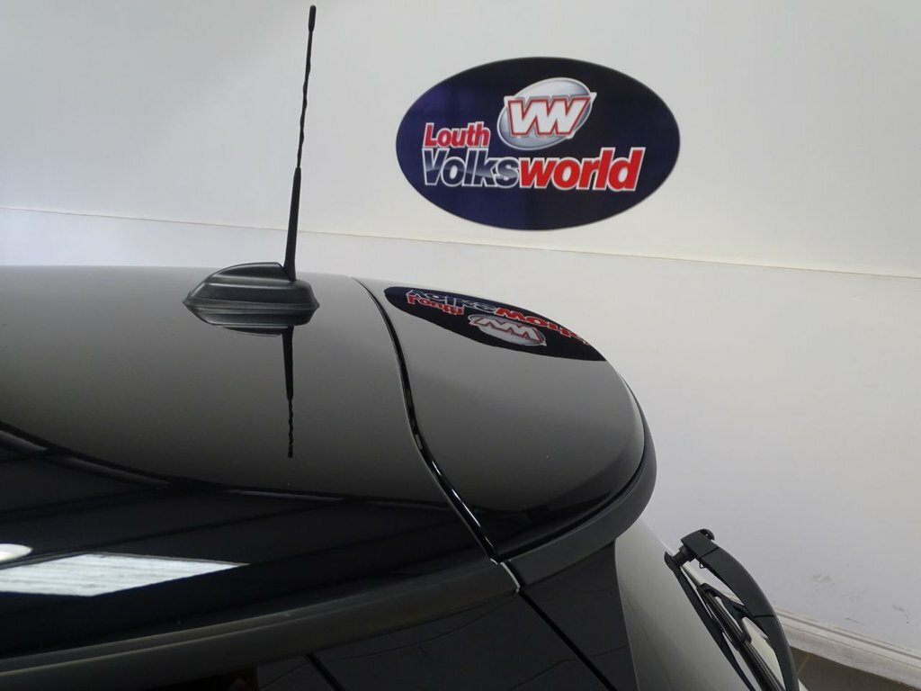 Mini Hatch 1.5L Cooper White #6