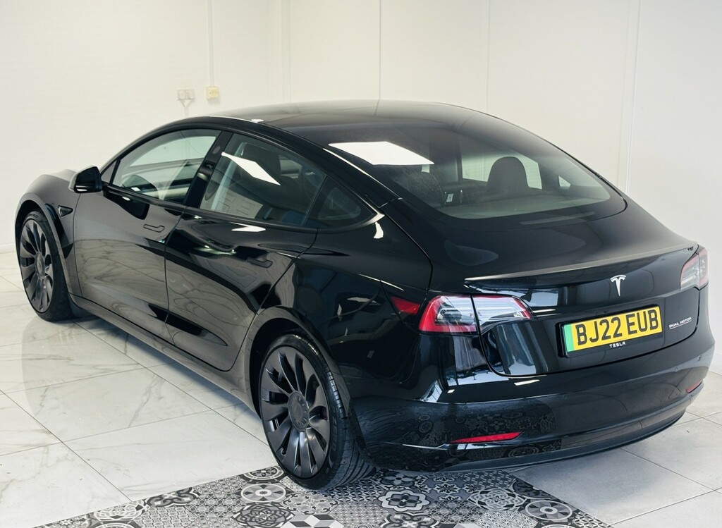 Tesla Model 3 Saloon Dual Motor Performance 202222 BJ22EUB Black