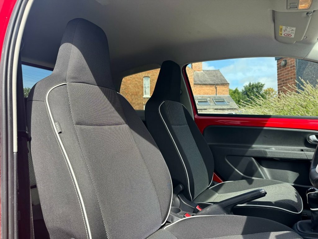Seat MII Design Hatchback White #15