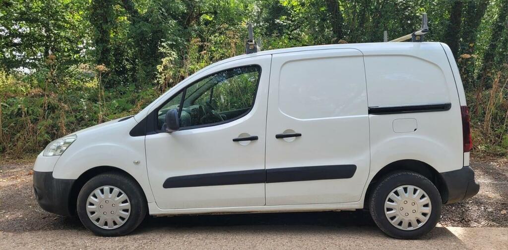 Peugeot Partner Panel Van White #4