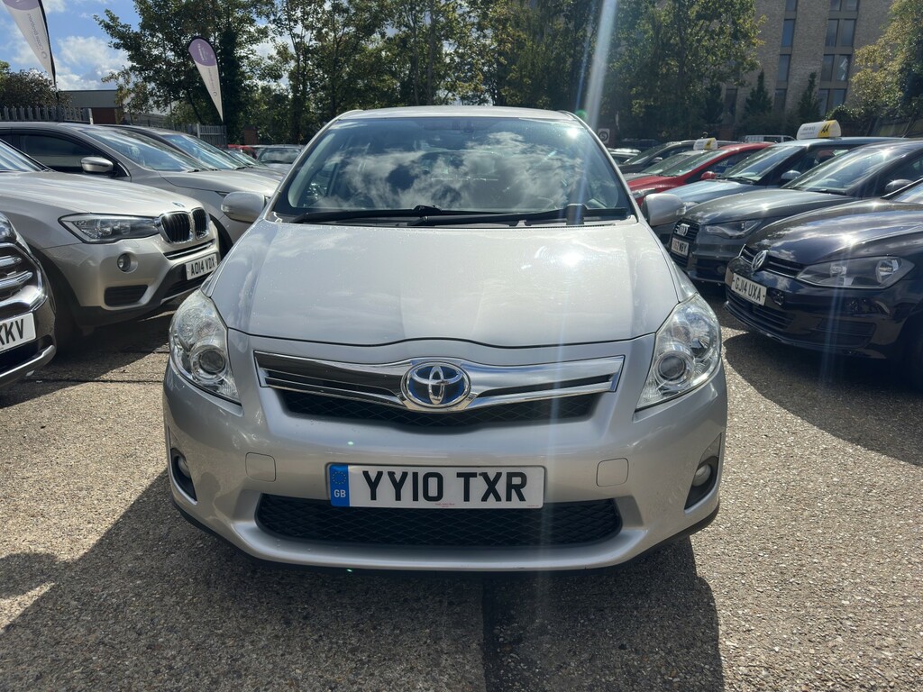 Toyota Auris 1.8 Vvt-h T Spirit YY10TXR Silver #2