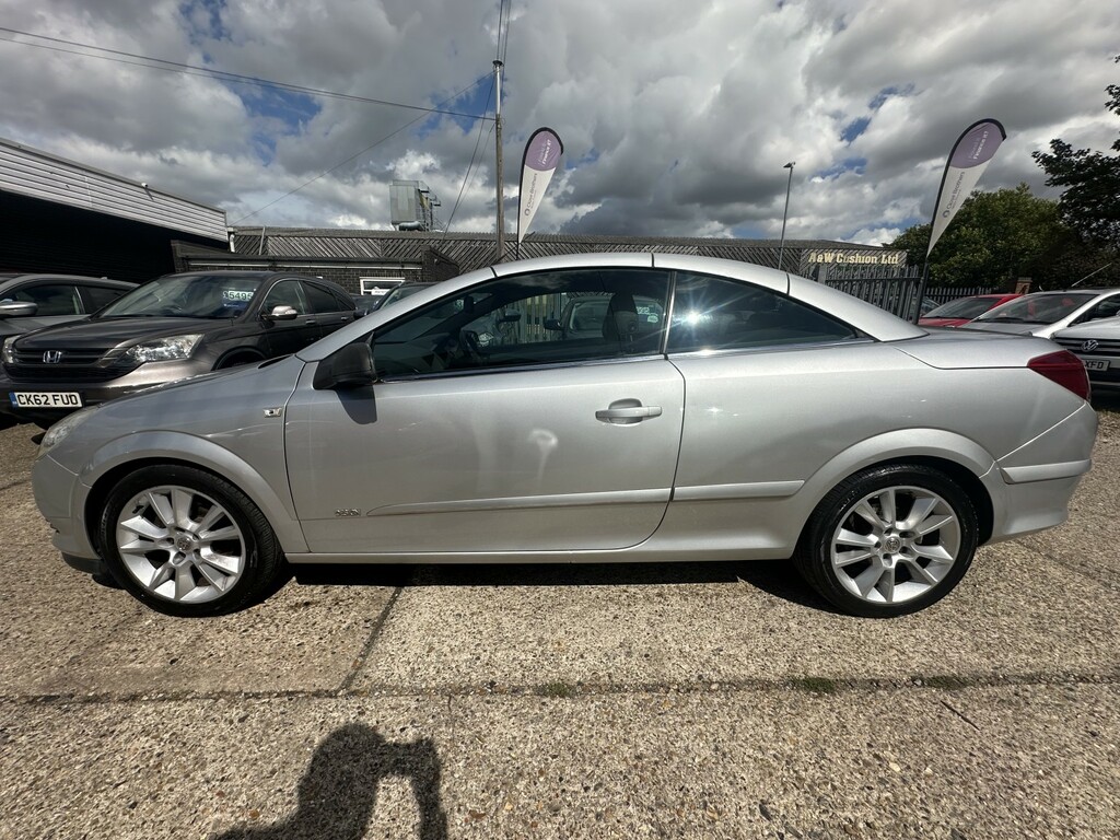Vauxhall Astra 1.8 I Design 2008 KL08OMV Silver #4
