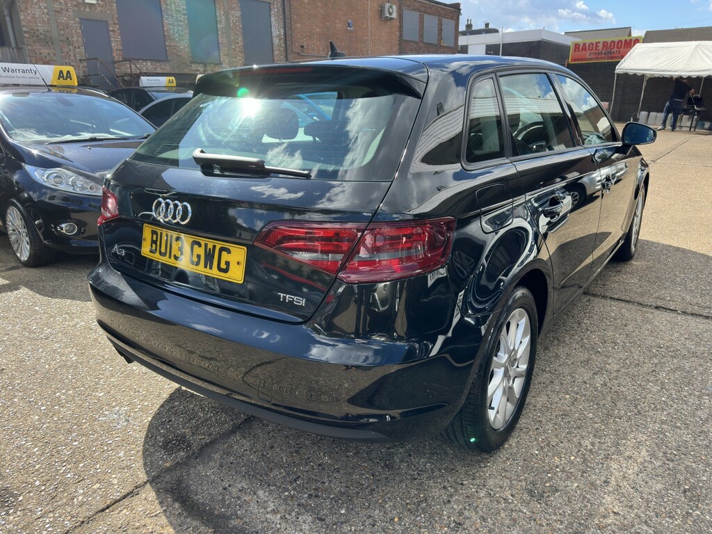 Audi A3 1.4 Tfsi Se Black #6