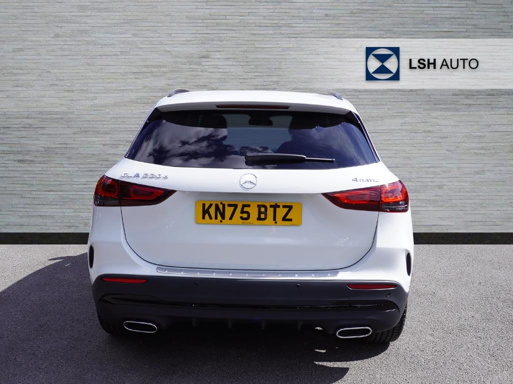 Mercedes-Benz GLA Class Gla 220D 4Matic Amg Line Premium Plus Night Editio White #5