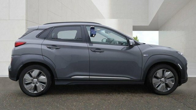 Hyundai Kona 64Kwh Premium Se Grey #5