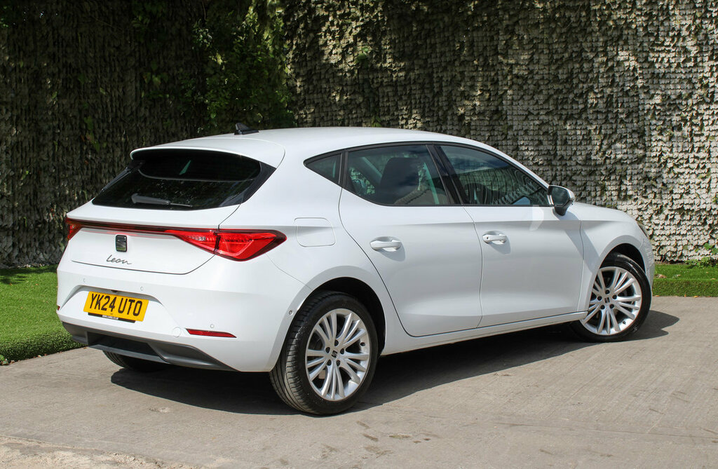 Seat Leon Se White #4