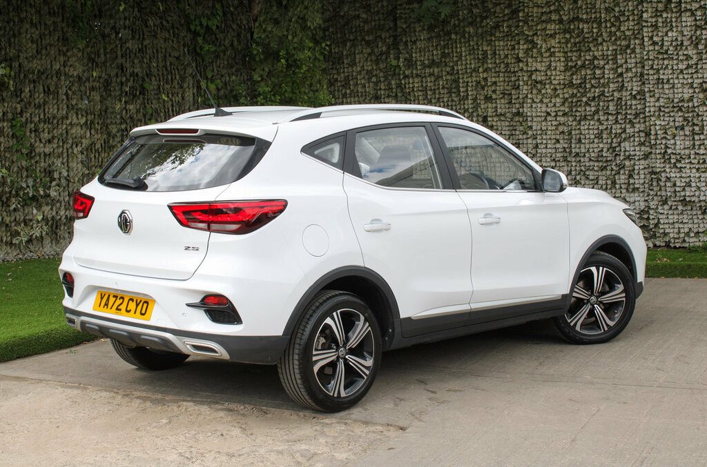 MG ZS Exite YA72CYO White #4