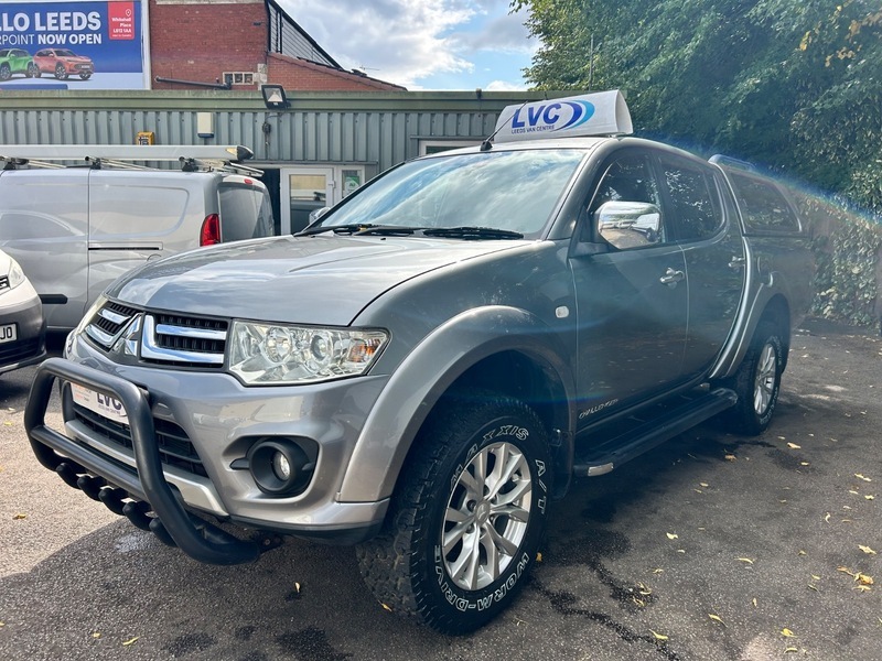 Mitsubishi Shogun Sport 4X4 Challenger Fantatsic Condition Grey