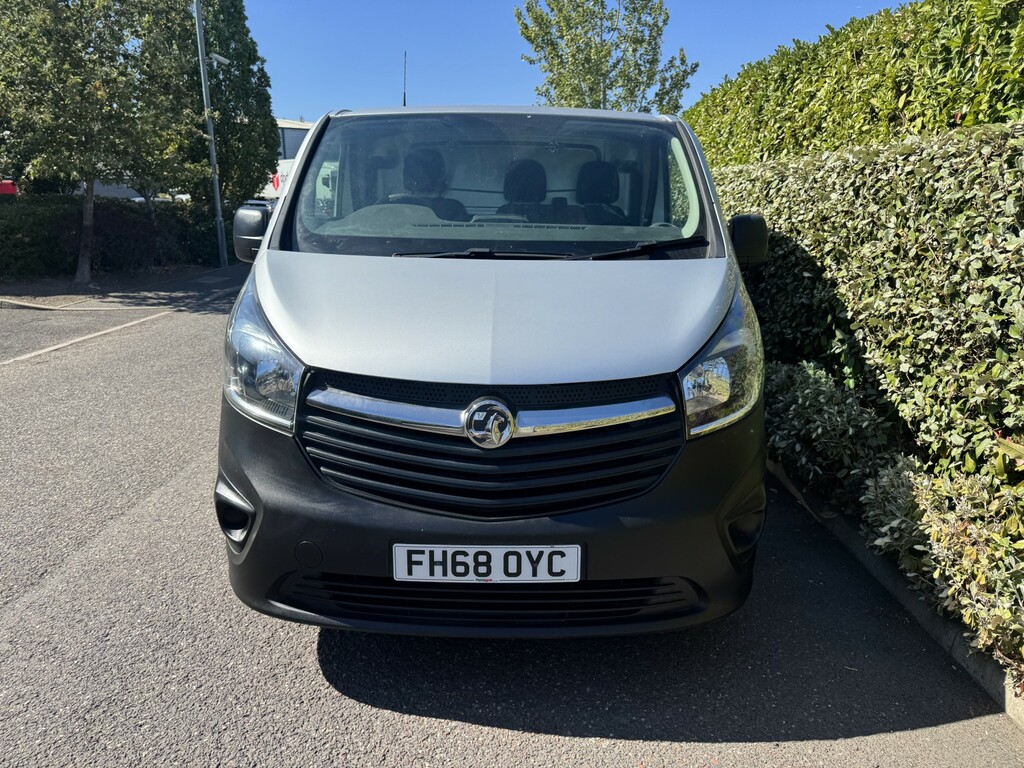 Vauxhall Vivaro 1.6 Cdti 2700 2019 FH68OYC Silver #2