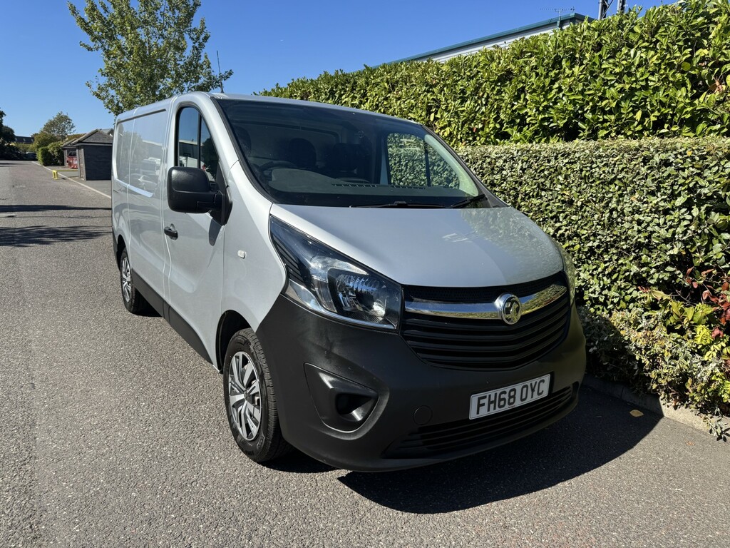 Vauxhall Vivaro 1.6 Cdti 2700 2019 FH68OYC Silver #3