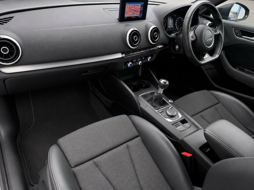 Audi A3 1.8 Tfsi S Line S Tronic Black #32