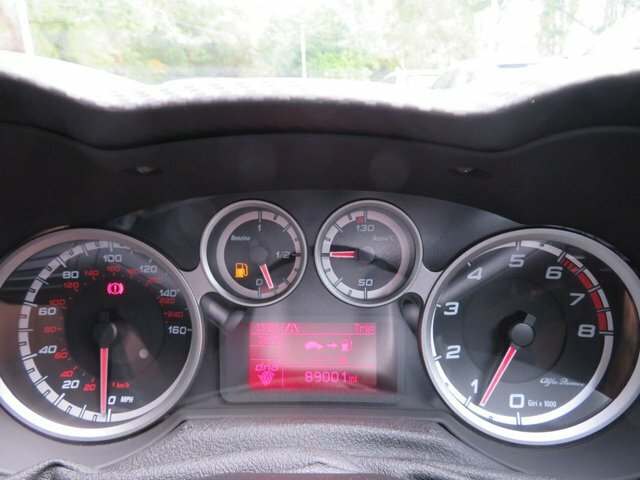 Alfa Romeo MiTo 2013 1.4 Multiair Distinctive Hatchback Red #6