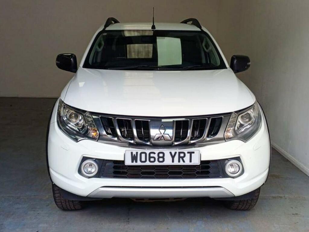 Mitsubishi L200 L200 2.4 Di-d Dc Warrior 4Wd Euro 6 U8145 Ul WO68YRT White #2