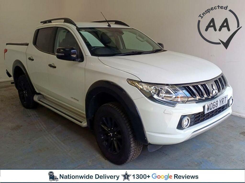 Mitsubishi L200 L200 2.4 Di-d Dc Warrior 4Wd Euro 6 U8145 Ul White